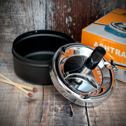 Smoke-King | Spinner Ashtray Chrome and Black | 9cm