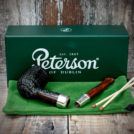 Peterson | Newgrange Spigot Briar Pipe | 106