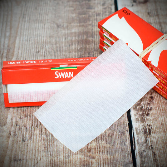 Swan | Red Regular Rolling Papers (5 Booklets)