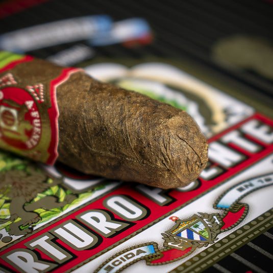 Arturo Fuente Cubanitos  - Tin of 10 Cigars