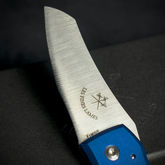 Les Fines Lames Le Petit Cigar Cutter & Knife - Anodised Blue