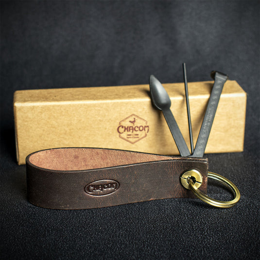 Chacom Pipe Tool & Rest - Brown Leather