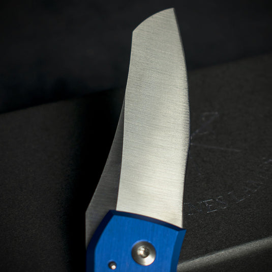 Les Fines Lames Le Petit Cigar Cutter & Knife - Anodised Blue