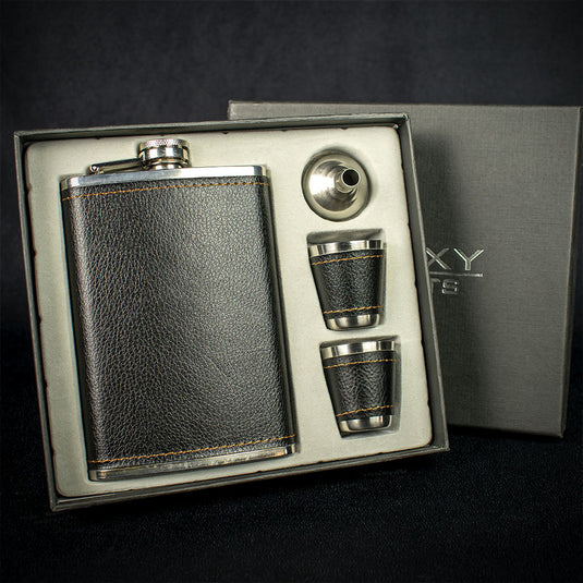 Galaxy 8oz Hip Flask & Cups Gift Set