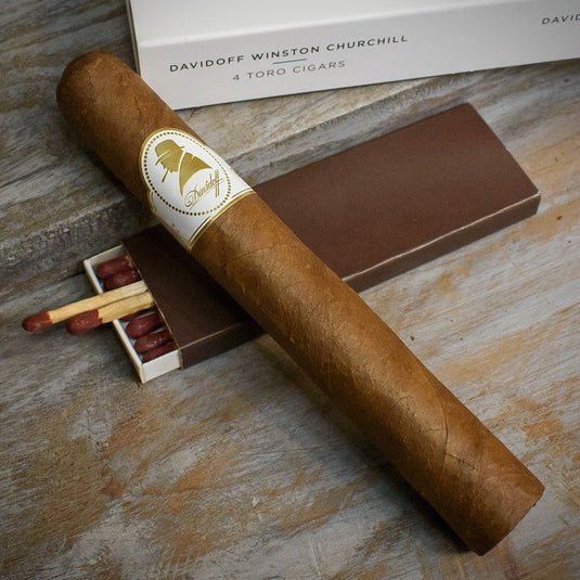 Davidoff Winston Churchill (Commander) Toro Cigar