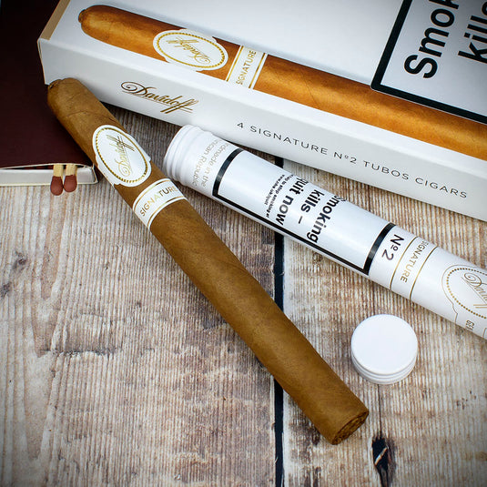 Davidoff Signature No. 2 (Tubos) Cigar