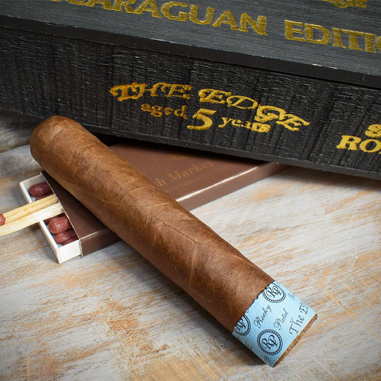 Single | Rocky Patel | The Edge Nicaraguan Short Robusto Cigar