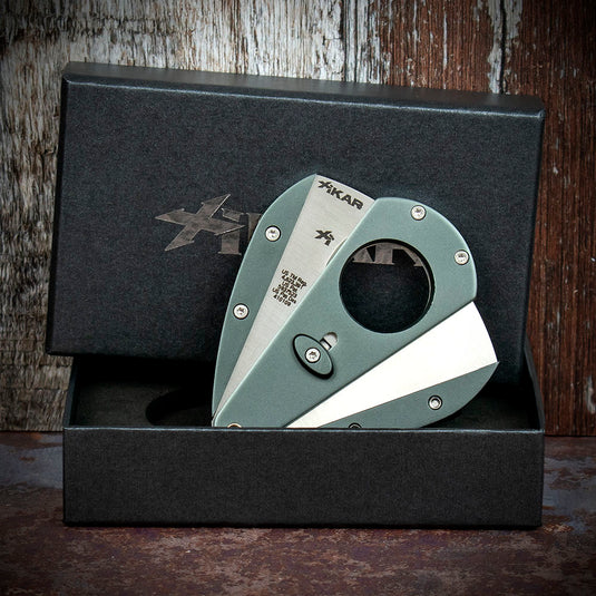 Xikar Xi-1 Titanium 100TI Double Blade Cigar Cutter