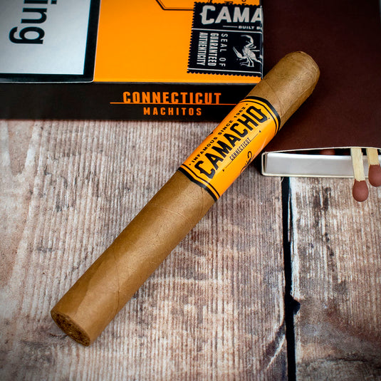 Camacho Connecticut Machitos Cigar