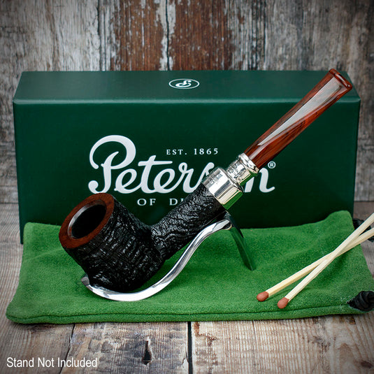 Peterson | Newgrange Spigot Briar Pipe | 106