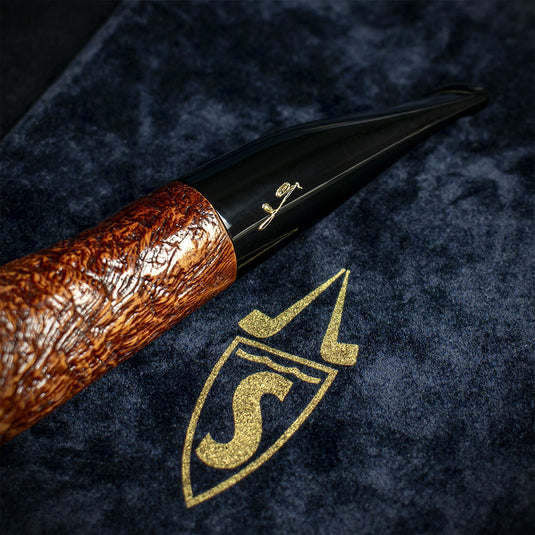 Savinelli Autograph Sandblast Brown Briar Pipe - 05