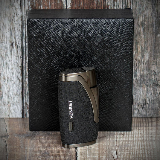 Honest Neath Cigar Lighter - Black/Gunmetal